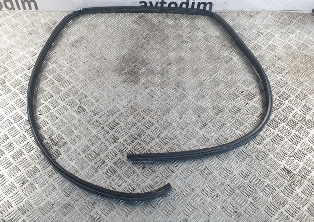 SUBARU 63572SG000 в наличии Ровно