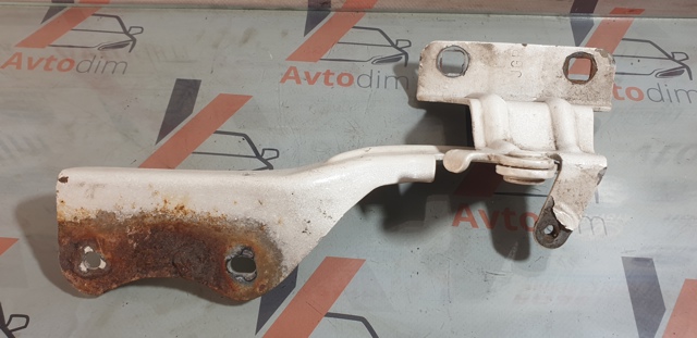 Правая петля капота  65400JG000 NISSAN
