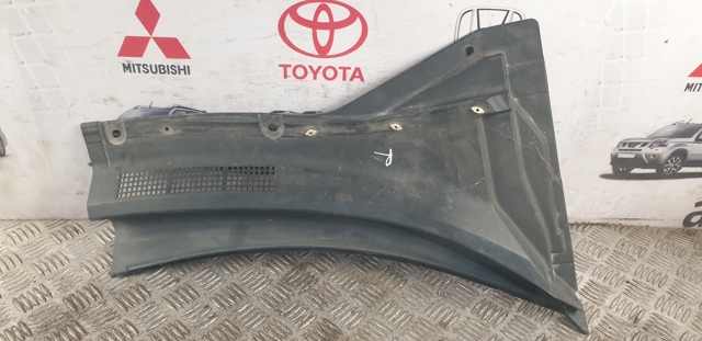 Водосток лобового стекла, жабо 668628H900 NISSAN