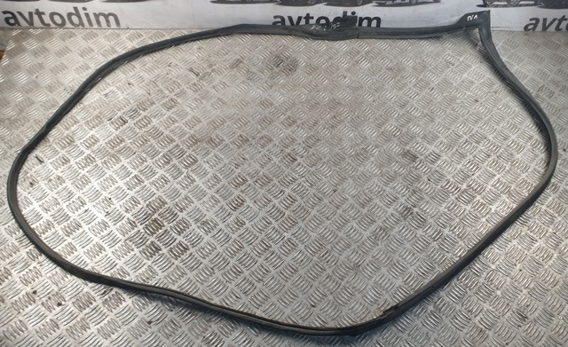 6786253030 TOYOTA Уплотнитель двери передней левой (на двери) купить в Черкассы