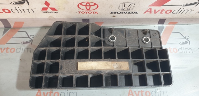 TOYOTA 6792453020 в наличии Житомир