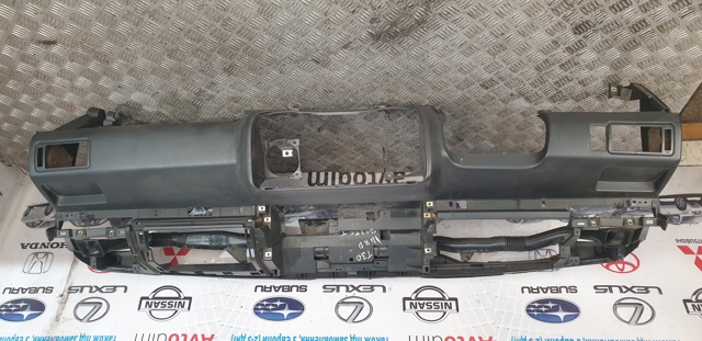68100EQ410 NISSAN Торпедо купить в Житомир