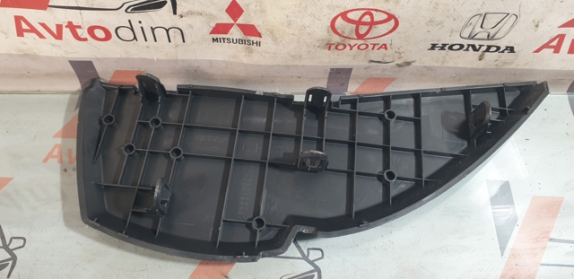 NISSAN 68499JG00A в наличии Украина