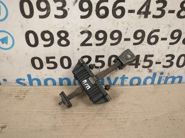 TOYOTA 6861005040 Ограничитель открывания двери передний в наличии Ирпень