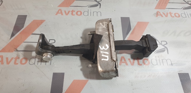 6863053030 TOYOTA Ограничитель открывания двери задний правый купить в Винница