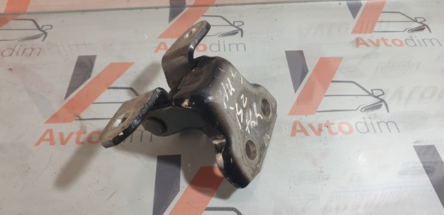 TOYOTA 6873033021 Петля двери передней правой в наличии Сумы