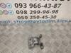 Петля двери передней левой 6874052010 TOYOTA