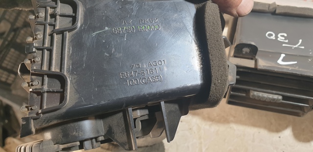 68750EQ000 NISSAN купить в Житомир