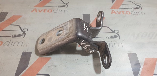 TOYOTA 6878052031 Петля двери задней левой в наличии Одесса