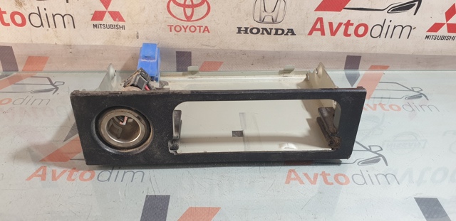 688008H700 NISSAN Пепельница купить в Каменское