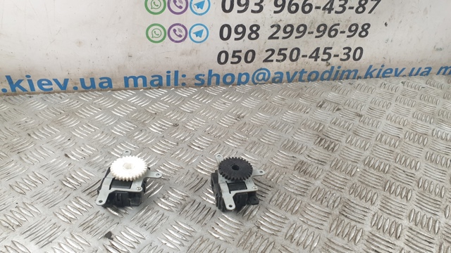 6920205032 TOYOTA Держатель наружной ручки двери передней левой купить в Днепр