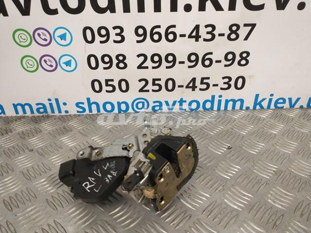 Замок задней двери, правой 6933042060 TOYOTA