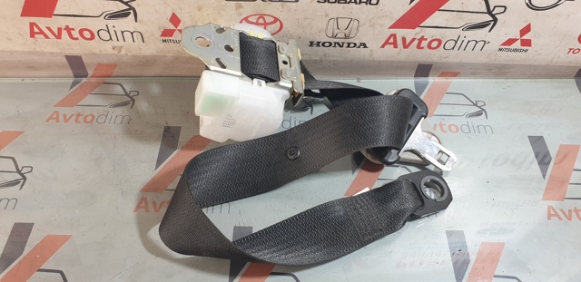 Ремень безопасности задний левый 7337042191C0 TOYOTA
