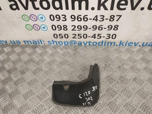 Брызговик задний, правый 7662502130 TOYOTA