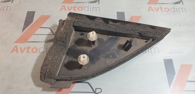 802928H300 NISSAN Внутренняя накладка крепления зеркала правого купить в Кривой Рог