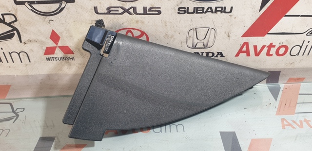 Внутренняя накладка крепления зеркала левого 80293JG000 NISSAN