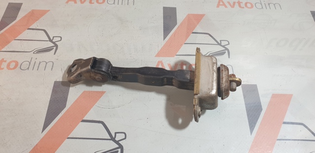 Ограничитель открывания дверей 804308H300 NISSAN