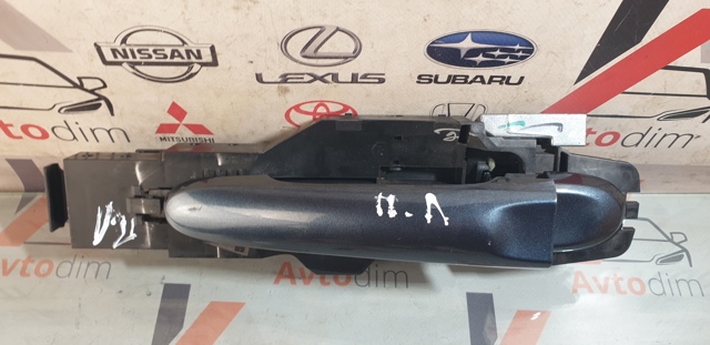 NISSAN 806111HB1A Держатель наружной ручки двери передней левой в наличии Чернигов