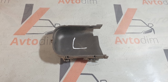 806858H300 NISSAN купить в Днепр