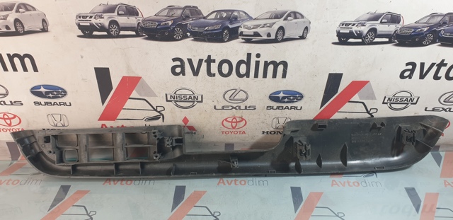 80949EQ400 NISSAN Панель (накладка) блока управления стеклоподъемником передняя левая купить в Одесса