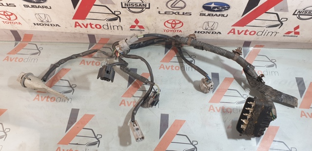8112653220 TOYOTA купить в Винница