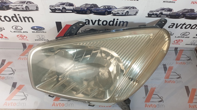 Основная фара в сборе левая 8115042160 TOYOTA