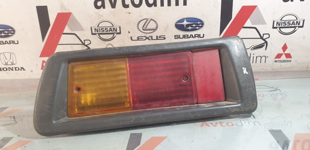 Фара заднего бампера, правый 8155060520 TOYOTA