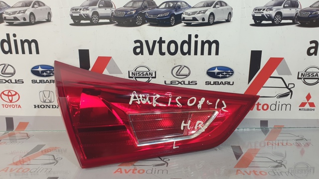 Задний левый внутренний фонарь 8159102450 TOYOTA