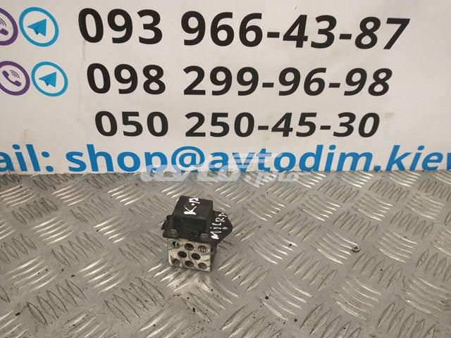 8200045082 Nissan резистор (сопротивление вентилятора печки (отопителя