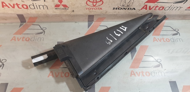 82234JG00A NISSAN Накладка двери задней правой вертикальная купить в Кривой Рог
