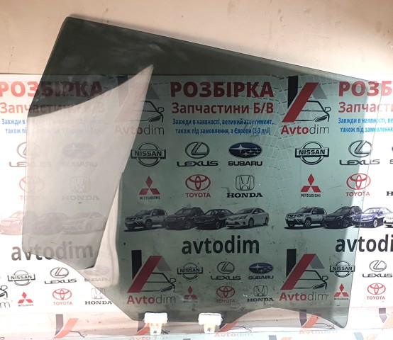 Стекло заднее левое 82301JG100 NISSAN