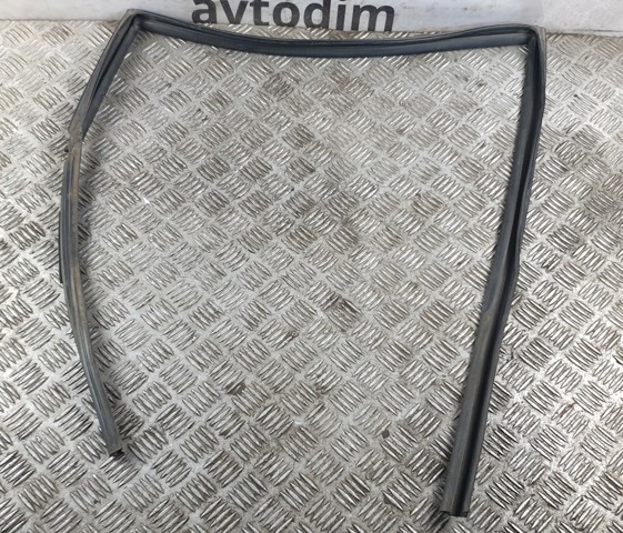 NISSAN 823308H305 в наличии Житомир