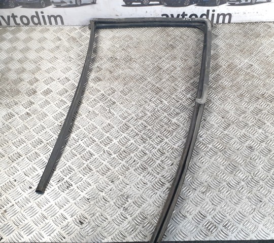 82330EB300 NISSAN купить в Полтава