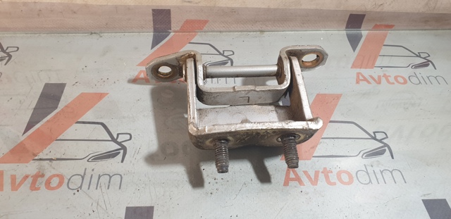 NISSAN 82401EA00A Петля двери задней левой в наличии Житомир