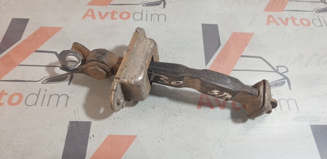 NISSAN 824308H300 Ограничитель задней двери в наличии Кривой Рог