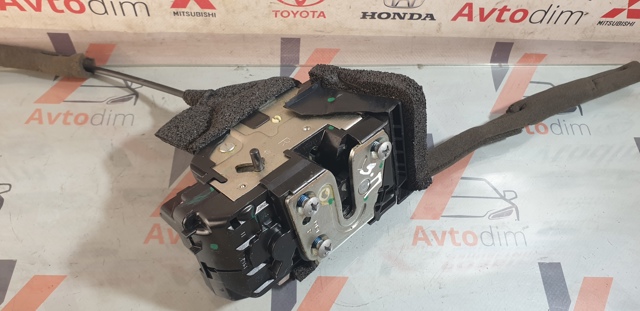 825001KK2A Замок двери задней правой купить Полтава