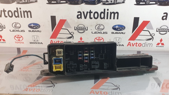 TOYOTA 8272005010 Блок предохранителей в наличии Ужгород