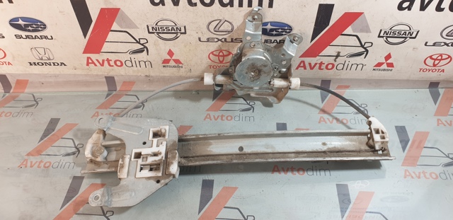 Стеклоподъемник задней правой двери 827208H300 NISSAN