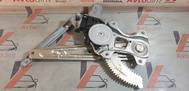 Механизм стеклоподъемника двери задней, левой 827211U600 NISSAN