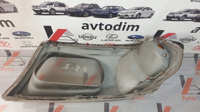 MITSUBISHI 8301A366 Стекло фары правой в наличии Украина