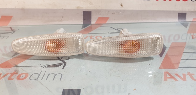 8351A001 Повторитель поворота на крыле купить Черкассы