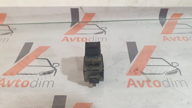 8481005030 TOYOTA Кнопка включения мотора стеклоподъемника передняя правая купить в Днепр