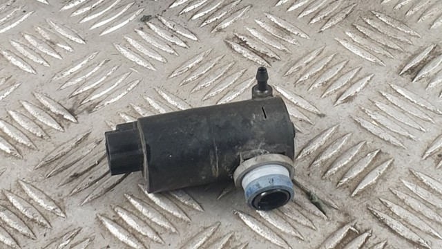 Электропомпа омывателя заднего стекла 8533002040 TOYOTA