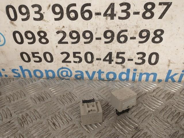 Реле поворотов 86111AG000 SUBARU
