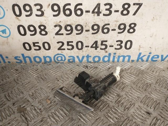Подъемный цилиндр 86636AG300 SUBARU