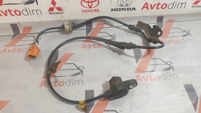 TOYOTA 8954305040 Датчик АБС (ABS) передний левый в наличии Украина