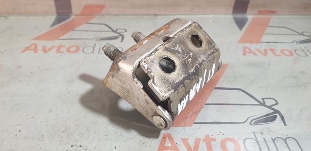 NISSAN 904007Z030 Петля задней двери в наличии Запорожье