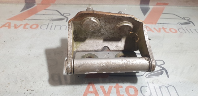 904007Z030 NISSAN Петля задней двери купить в Украина