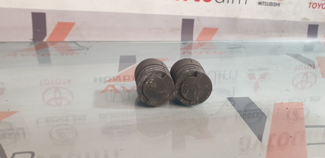 Отбойник капота 9054115111 TOYOTA