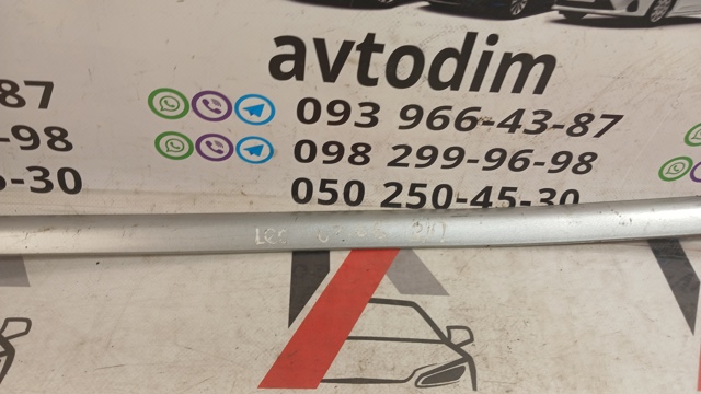 Молдинг двери задней правой 91012AG020NN SUBARU